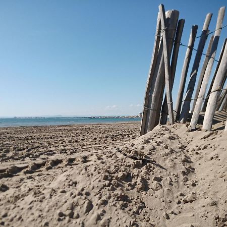 Grand Studio Au Grau-Du-Roi Proche Seaquarium Et Plage Le Grau-du-Roi Bagian luar foto